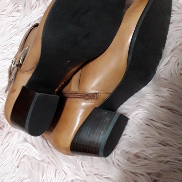 Bootie - Picture 4 of 4